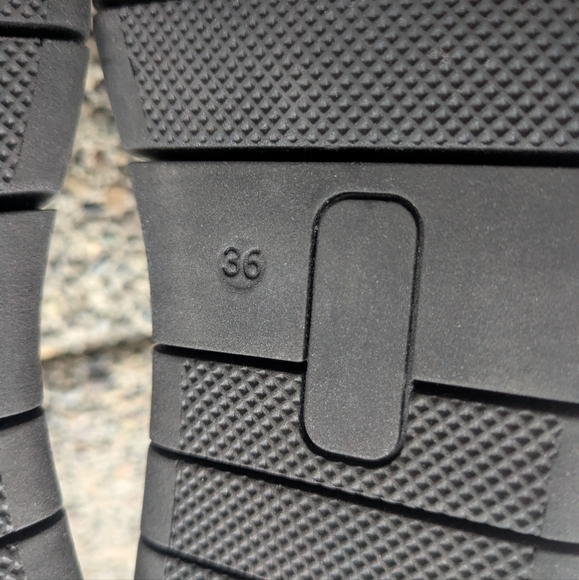 Miz Mooz Linwood Purple Zip Boots - Picture 5 of 6